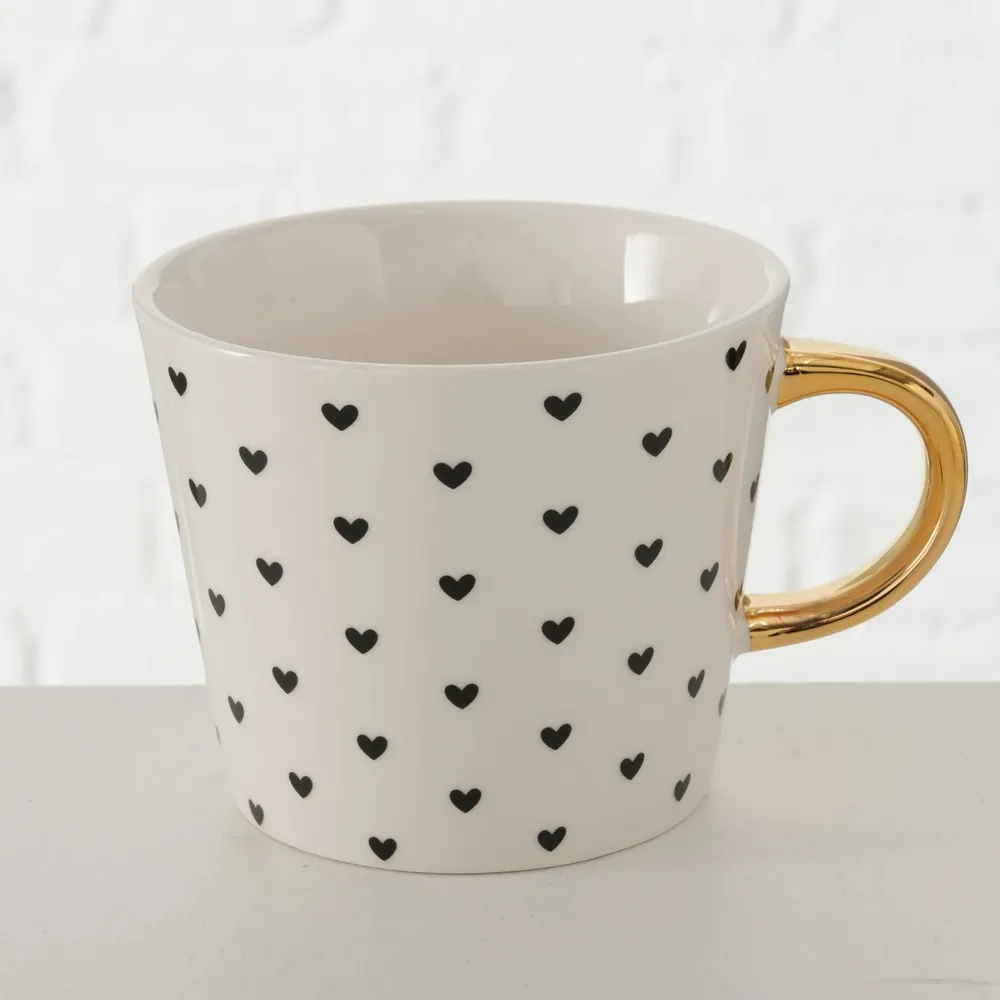 Porcelánový hrnek 310 ml - se srdíčky