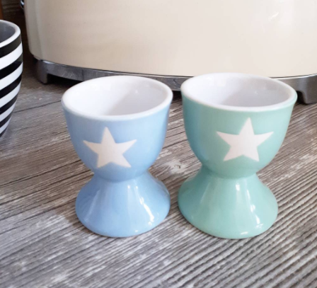 Porcelánový stojánek na vajíčko Minty green Stars