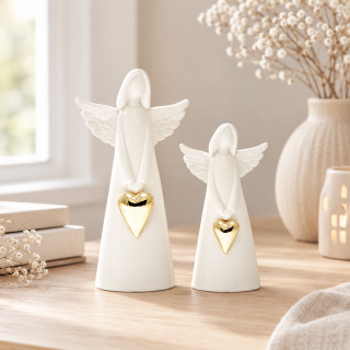 Porcelánový anděl se zlatým srdcem – velký, 19 cm